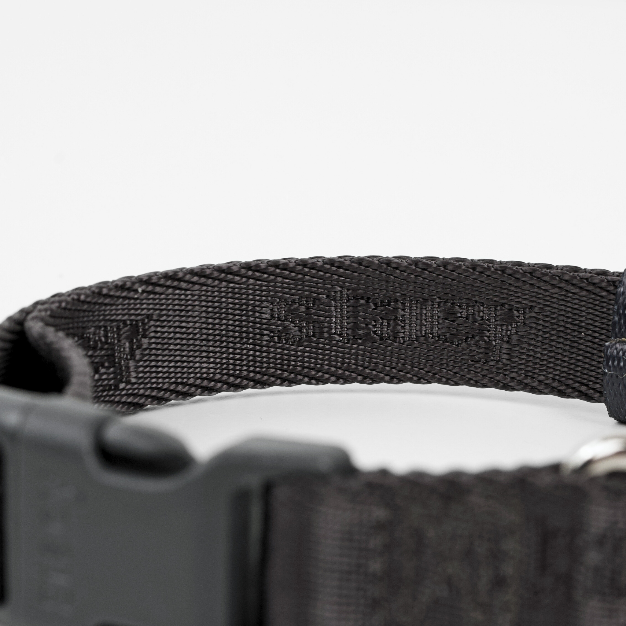Elma Strap Collar