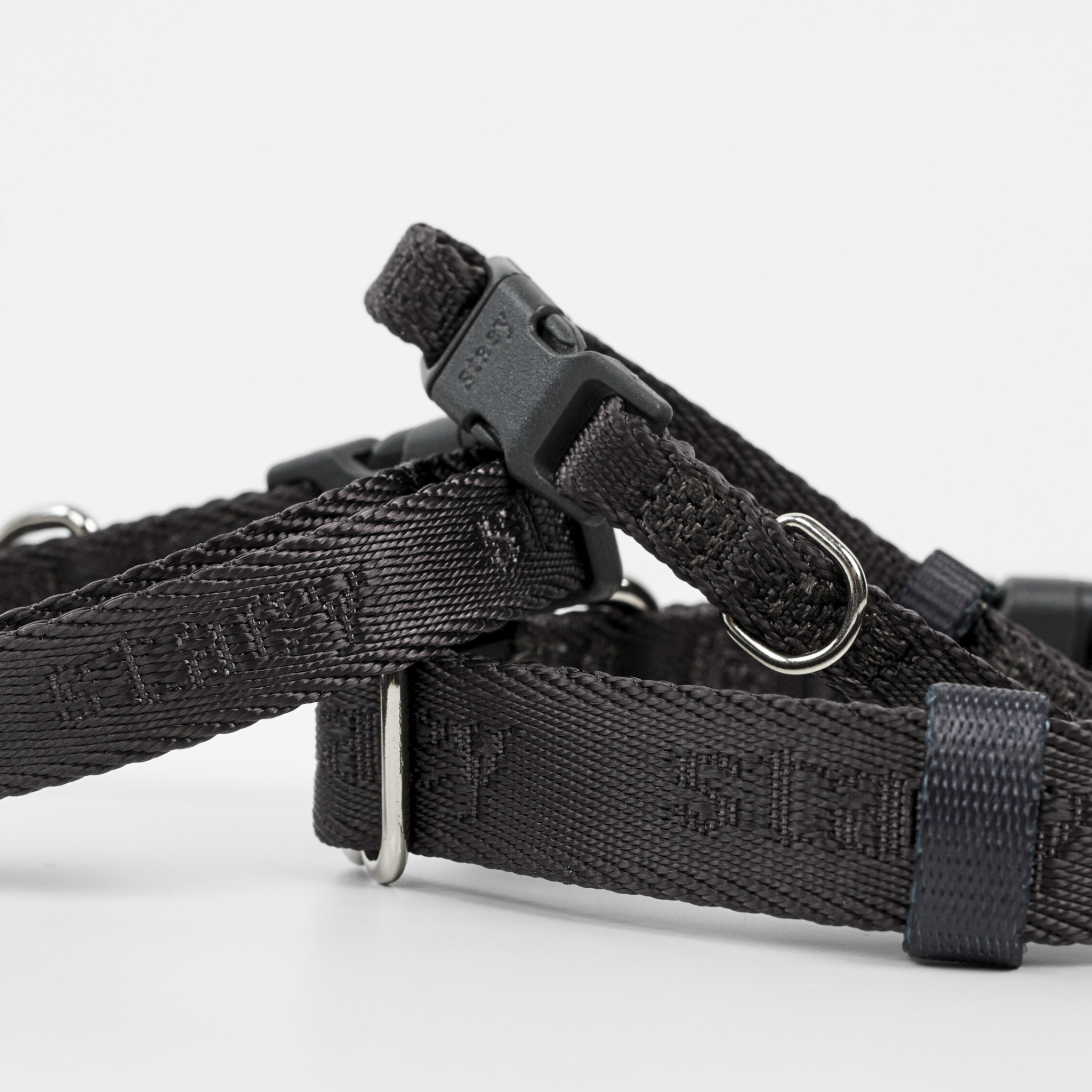 Elma Strap Collar